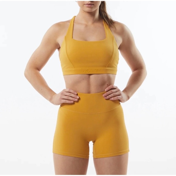 Alphalete Pants - Alphalete Sun Kissed 4” Pulse Surge Shorts